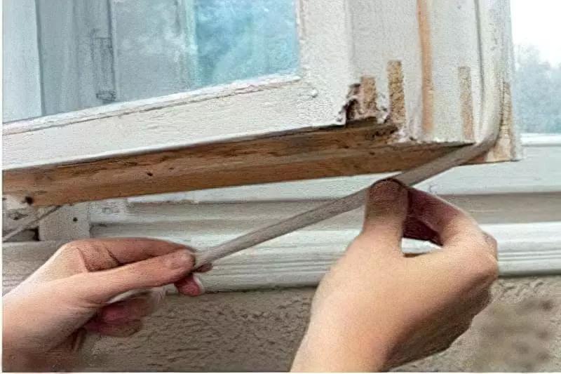 Як утеплити дерев'яні вікна своїми руками