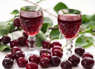 Як приготувати домашнє вишневе вино