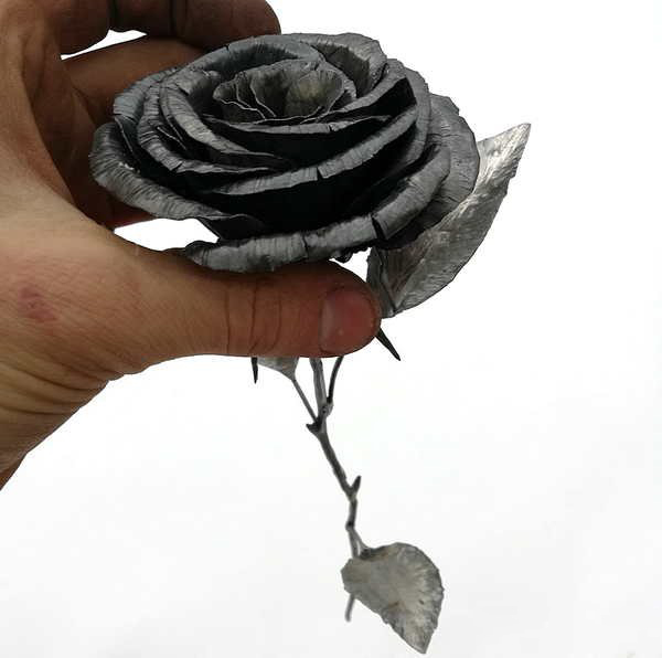 Робимо троянду з металу своїми руками