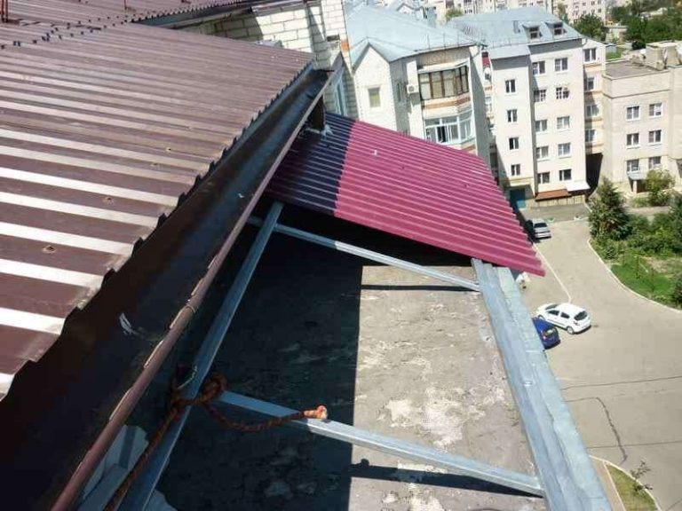 Як і чим краще утеплити дах на балконі
