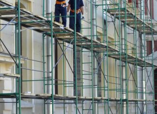 Виды строительных лесов для высотных работ